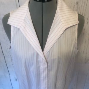 Closet blowout Cable and Gauge striped top size M.
